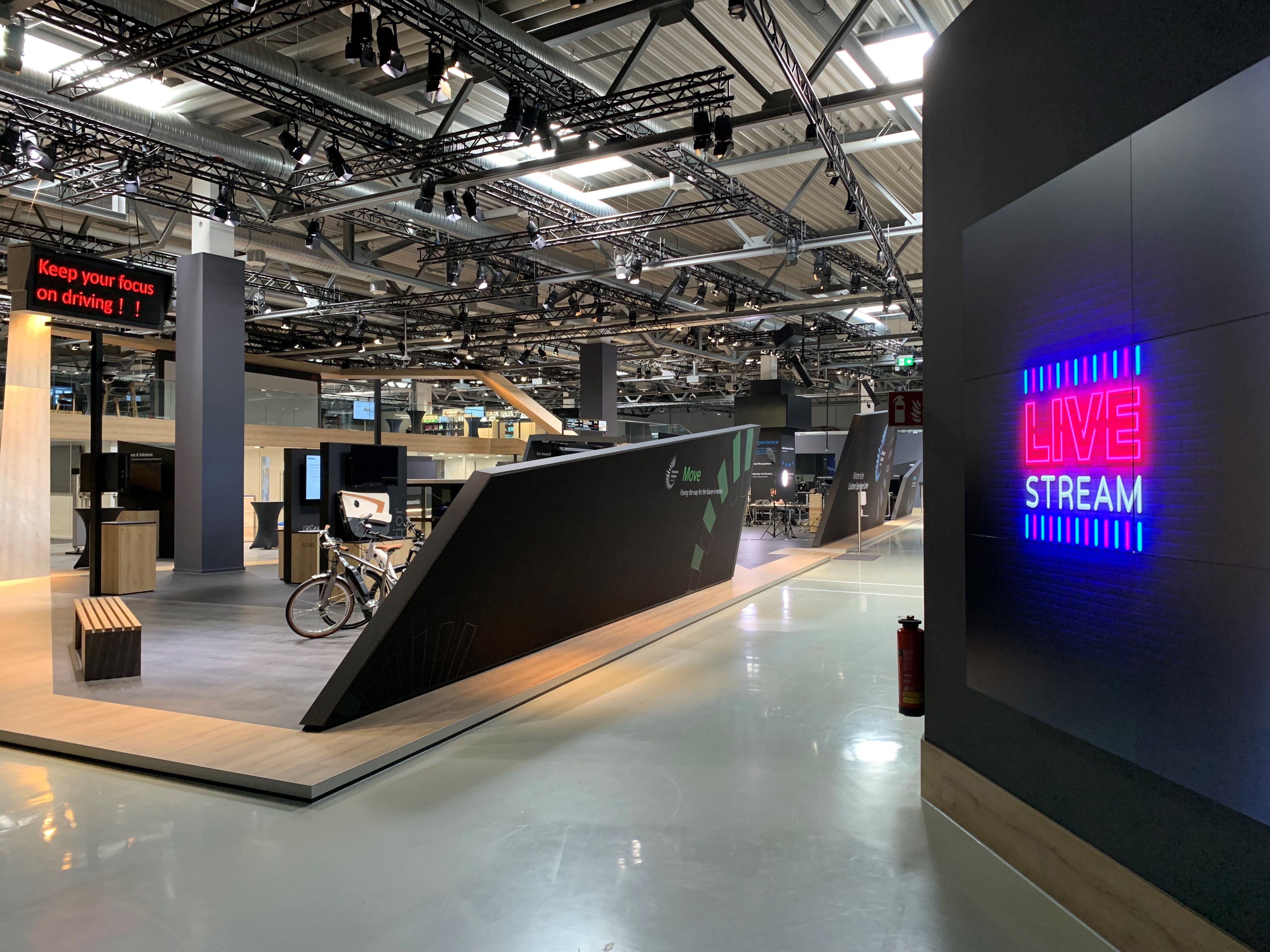 news_access_iot_live_event_gallery05 panasonic campus Industry 