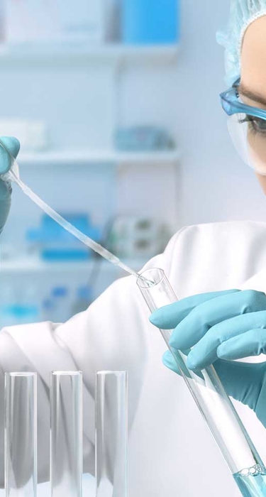 Machine for laboratory testing and clinical diagnostics