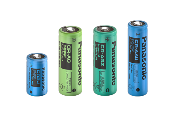 lithium-cylindrical-CR-long-life_line-up_group_horizontal.png