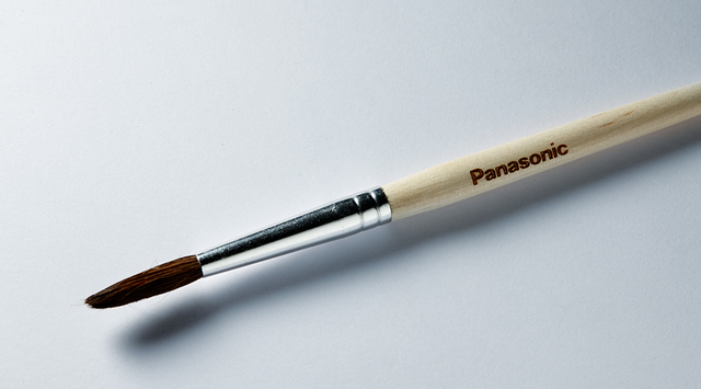 Laser marking on wooden brush