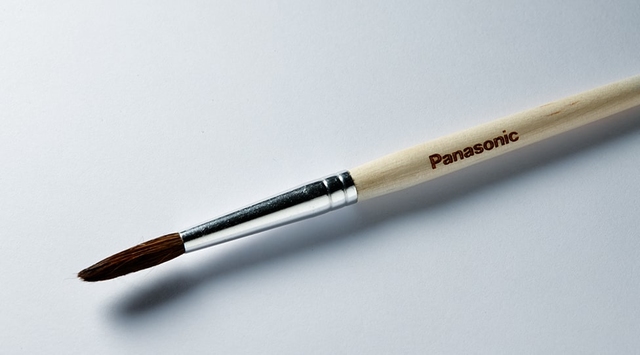 Laser marking on wooden brush